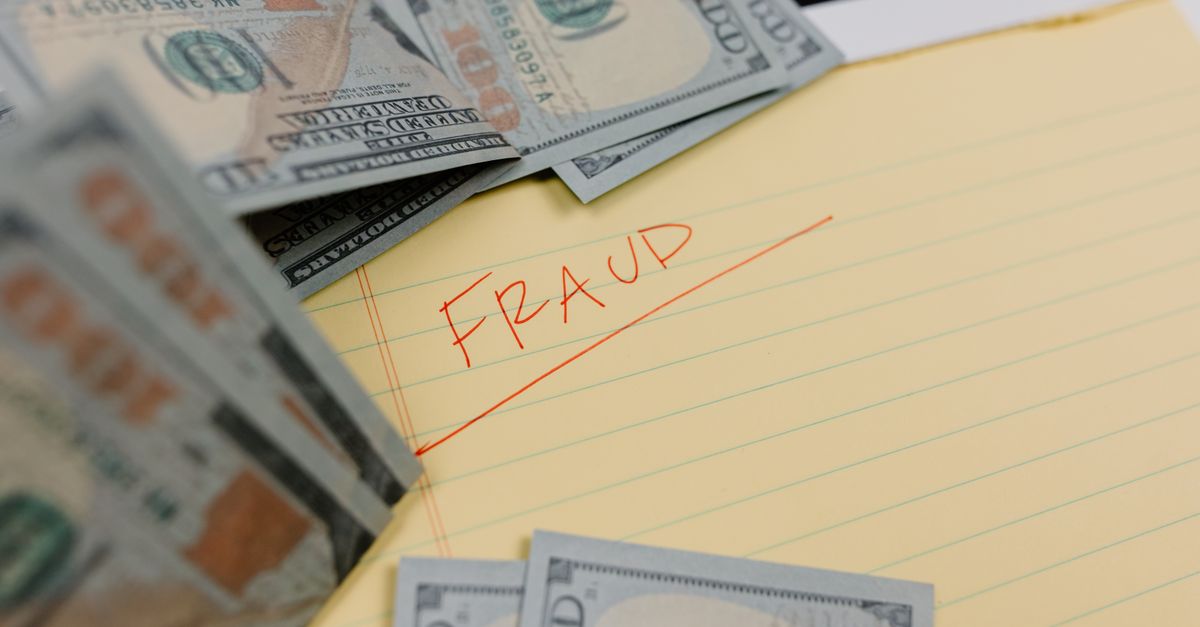 red flag checklist for financial fraud and scam detection