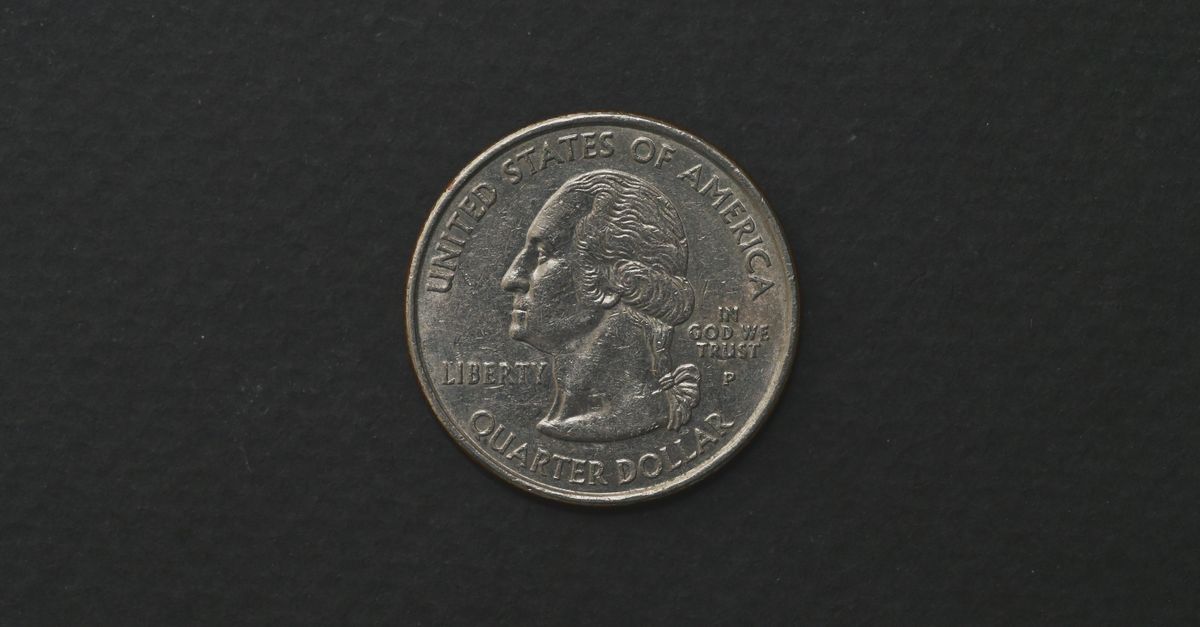 macro photography comparison of 1979-S Type I filled mint mark vs Type II clear mint mark